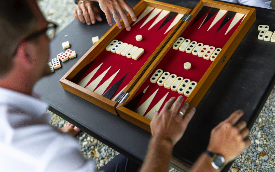 Backgammon niveau expert : Devenez un maître du jeu